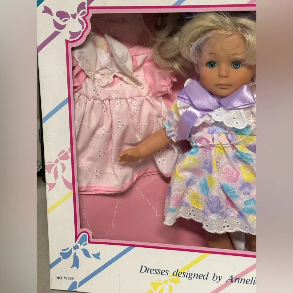 NIB Lissi Doll Two Hearts Collection Dresses Designed By Anneliese S.Batz 12